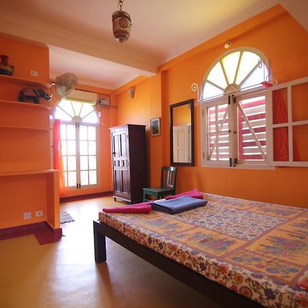 Holi-Wood Guesthouse Pondicherry Dış mekan fotoğraf