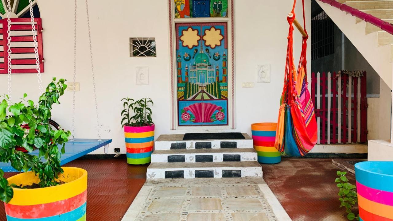 Holi-Wood Guesthouse Pondicherry Dış mekan fotoğraf