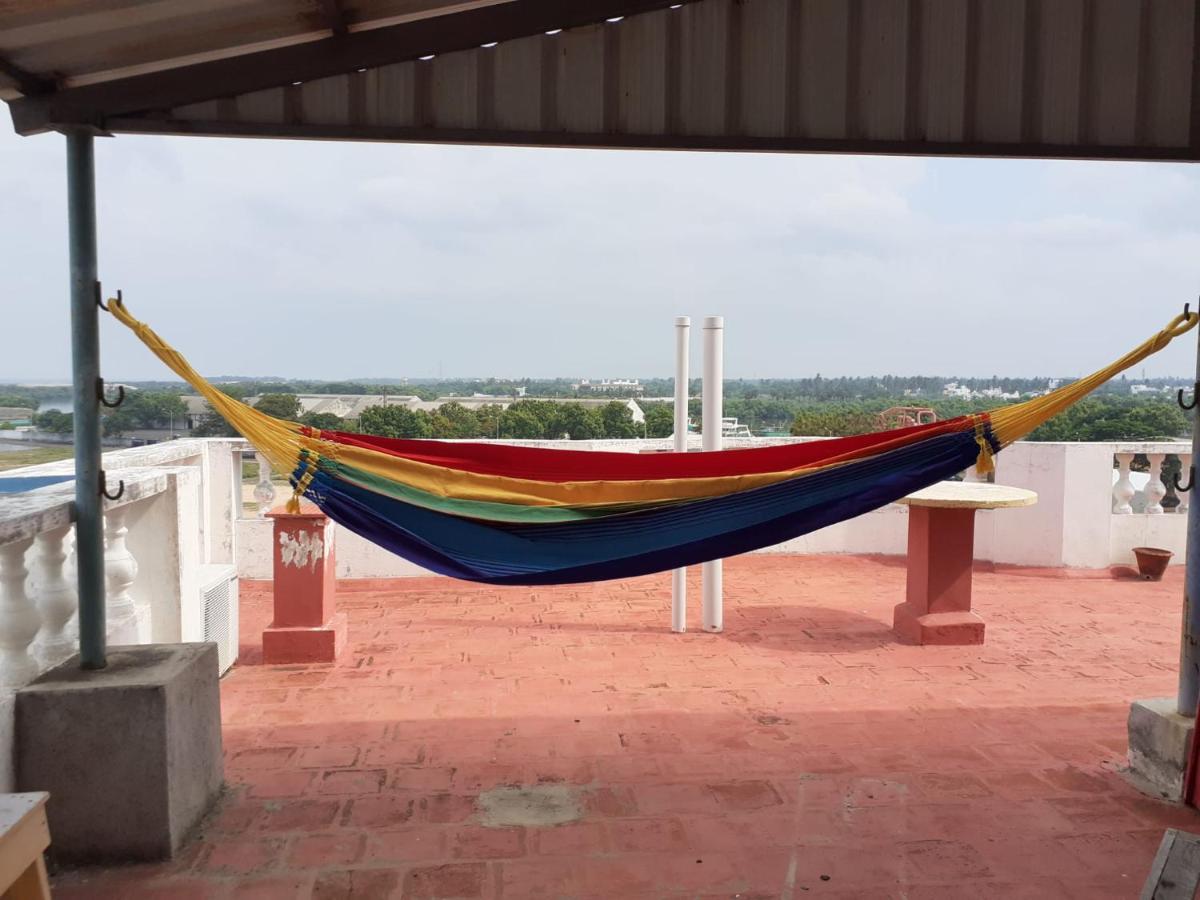 Holi-Wood Guesthouse Pondicherry Dış mekan fotoğraf