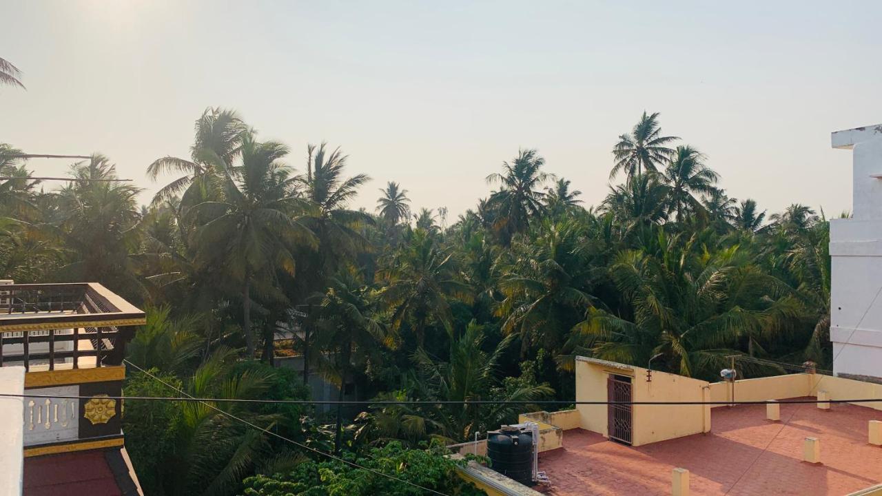 Holi-Wood Guesthouse Pondicherry Dış mekan fotoğraf