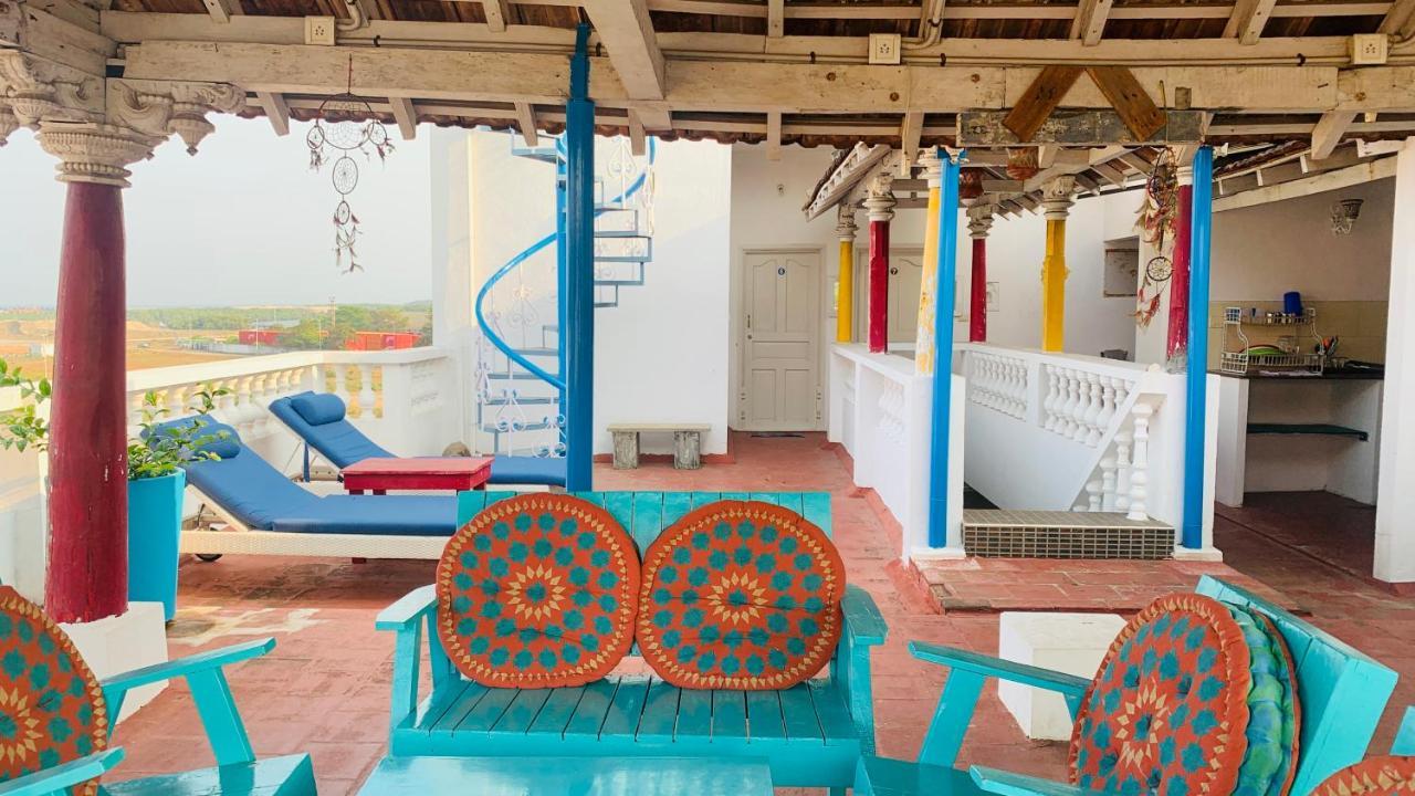 Holi-Wood Guesthouse Pondicherry Dış mekan fotoğraf